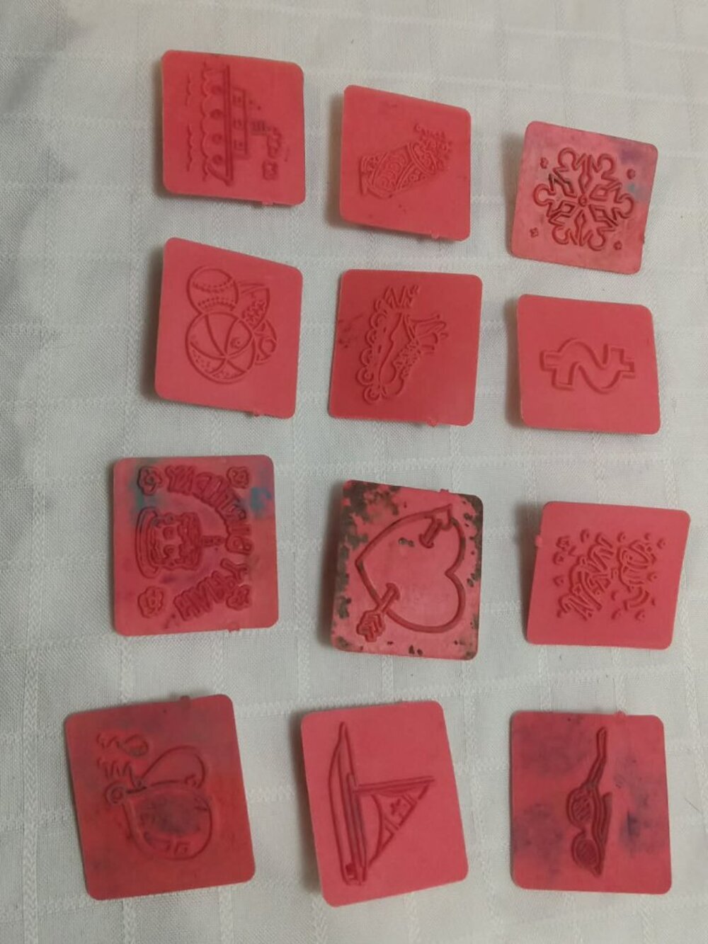 12 small vintage rubber ink stamps Please feel free to make me an offer and vis